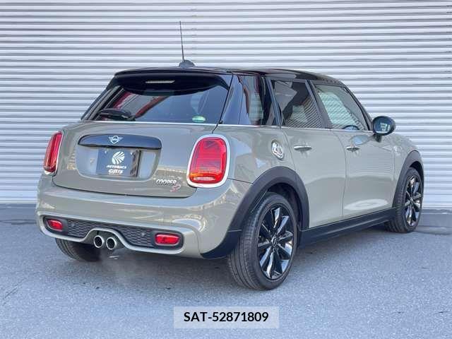 Bmw MINI 2019-08 214945-2