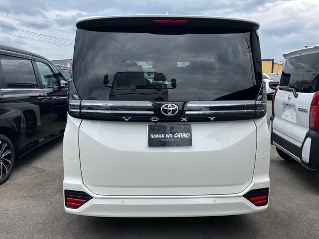 Toyota VOXY 2023-07 5645-4