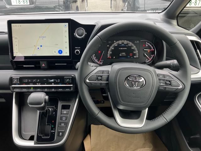 Toyota VOXY 2023-07 5645-9