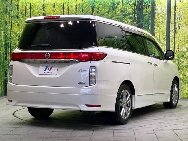 Nissan ELGRAND 2012-03 28331-17