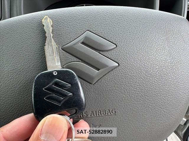 Suzuki EVERY 2018-04 268797-3