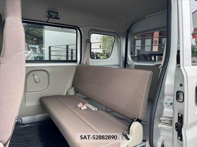 Suzuki EVERY 2018-04 268797-17
