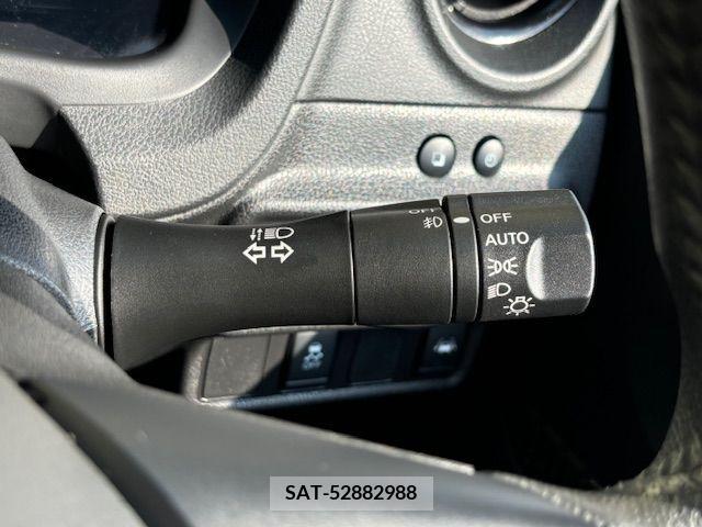 Nissan NOTE 2019-03 365372-11