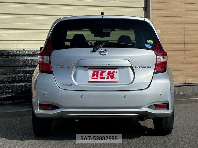 Nissan NOTE 2019-03 365372-5