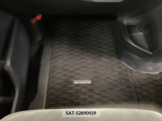 Toyota NOAH 2011-03 365144-6