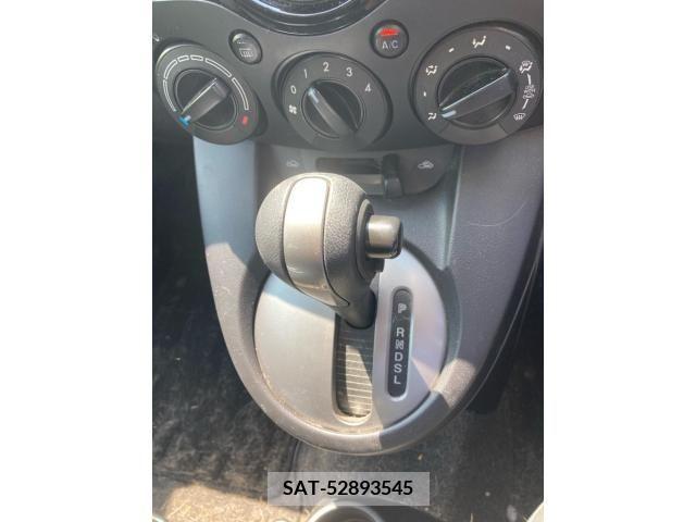 Mazda DEMIO 2013-08 390514-19