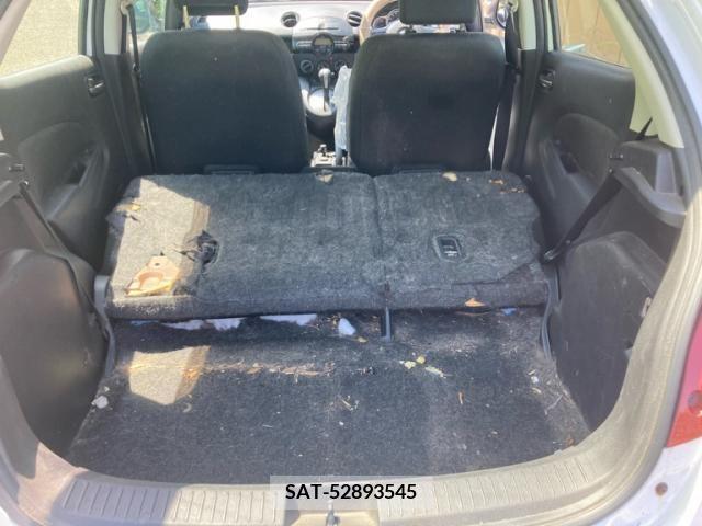 Mazda DEMIO 2013-08 390514-12