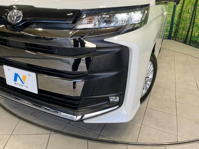 Toyota NOAH 2023-06 27828-13
