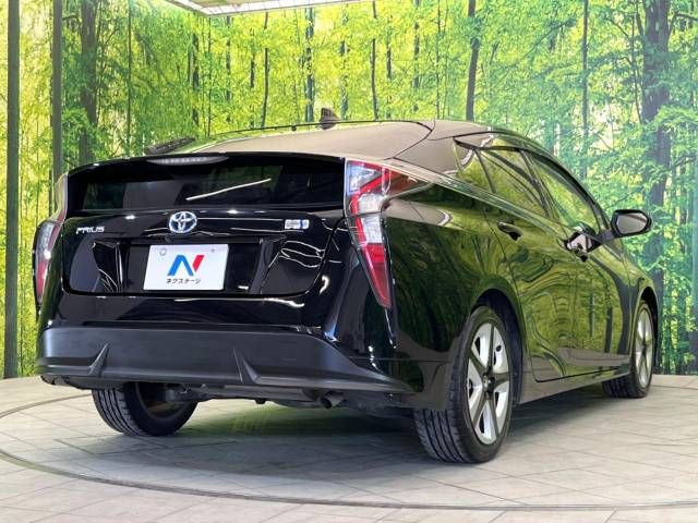 Toyota PRIUS 2017-08 187126-17