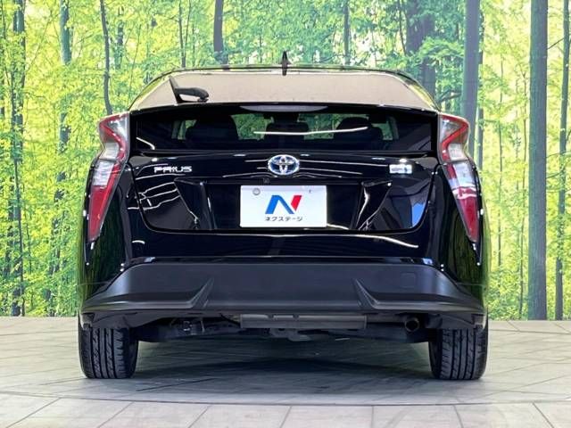 Toyota PRIUS 2017-08 187126-15