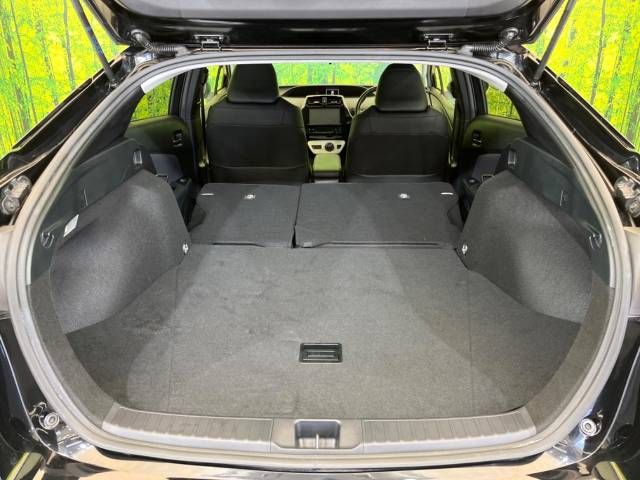 Toyota PRIUS 2017-08 187126-10