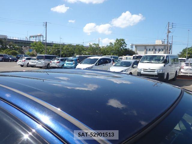 Toyota AQUA 2019-03 389327-10