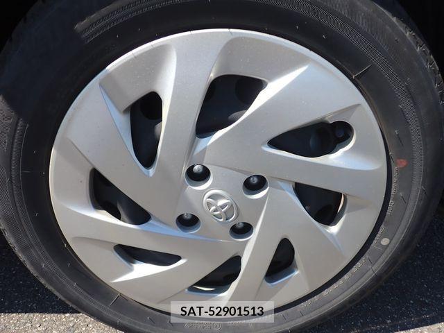 Toyota AQUA 2019-03 389327-27