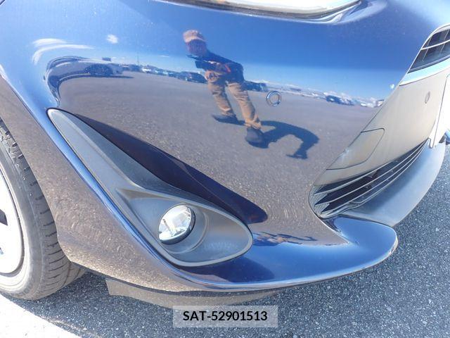 Toyota AQUA 2019-03 389327-8