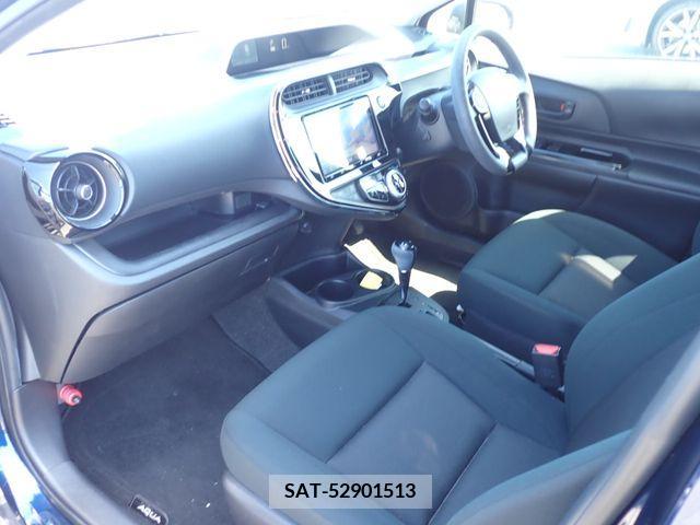 Toyota AQUA 2019-03 389327-20