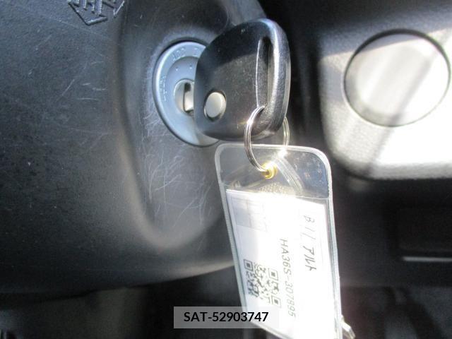 Suzuki ALTO 2017-01 326842-12