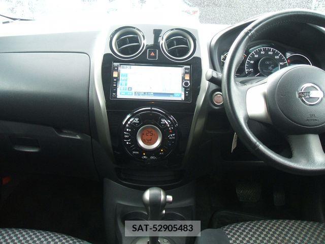 Nissan NOTE 2013-01 279966-1