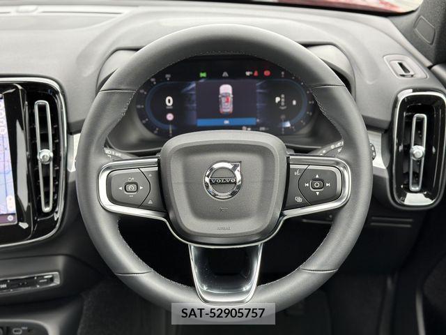 Volvo XC40 2022-08 210216-10