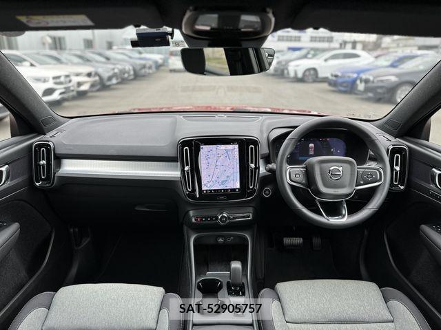 Volvo XC40 2022-08 210216-1
