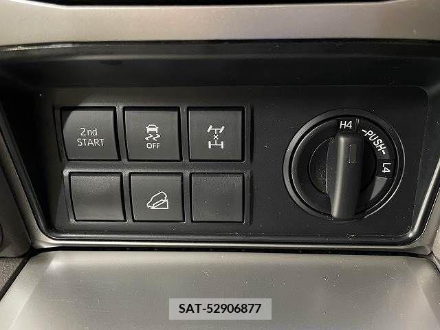 Toyota LAND CRUISER PRADO 2019-05 303220-12