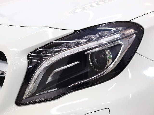 Mercedes Benz GLA-CLASS 2015-02 196700-18