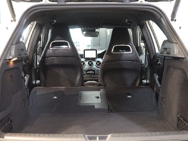 Mercedes Benz GLA-CLASS 2015-02 196700-6