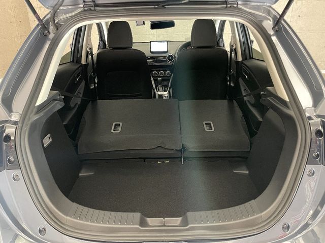 Mazda MAZDA2 2022-12 28431-8