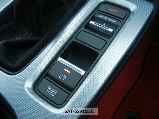 Honda CIVIC 2023-04 203156-17
