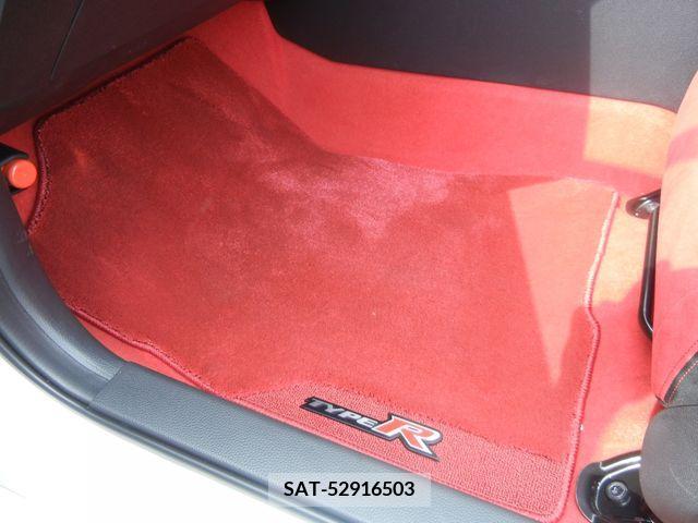 Honda CIVIC 2023-04 203156-22