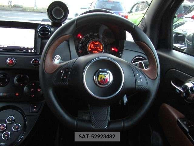 Abarth 595 2014-02 216019-15