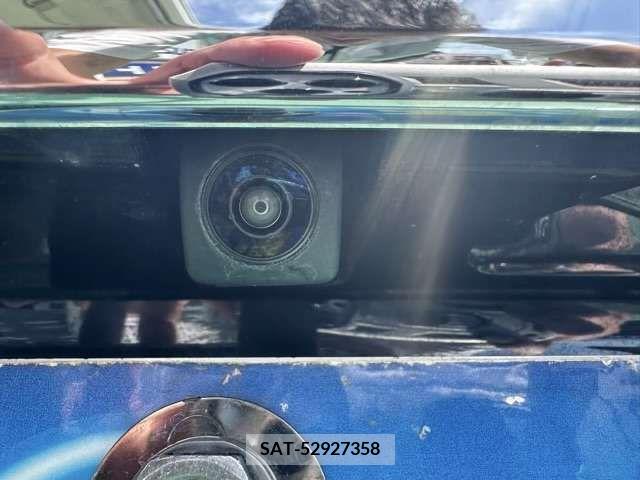 Honda N BOX CUSTOM 2022-02 340032-9