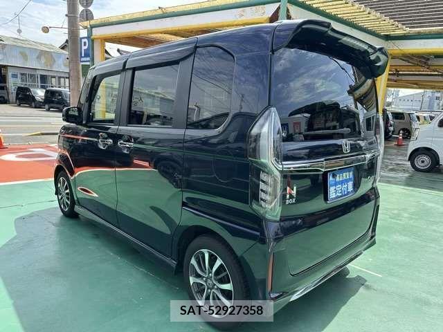 Honda N BOX CUSTOM 2022-02 340032-3
