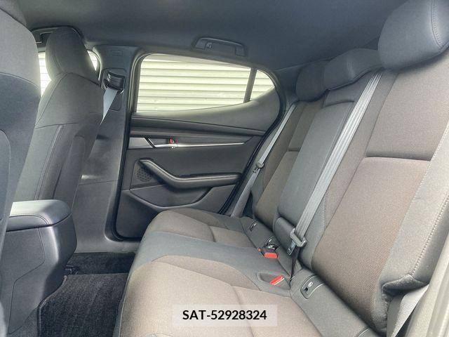 Mazda MAZDA3 2022-03 374847-10
