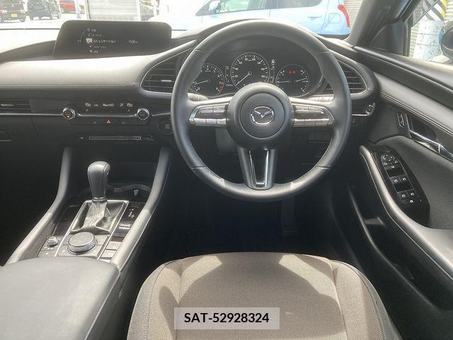 Mazda MAZDA3 2022-03 374847-1