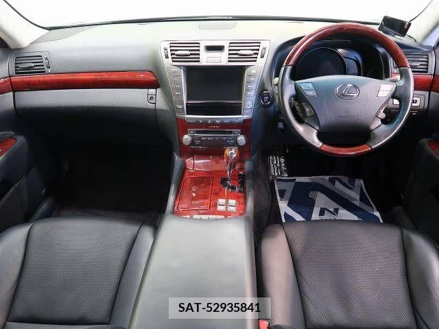 Lexus LS 2011-06 316838-1