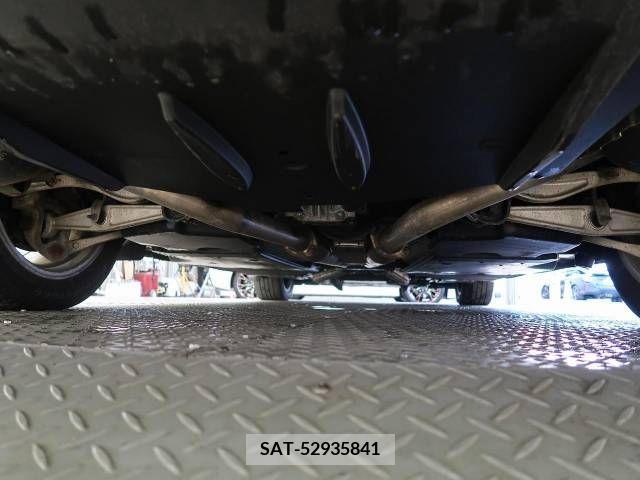 Lexus LS 2011-06 316838-19