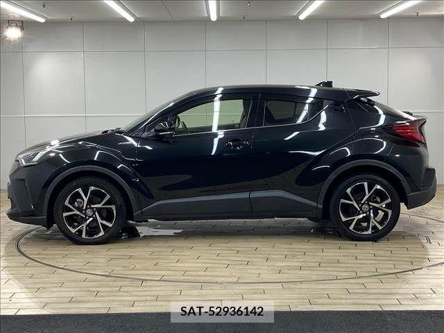 Toyota C-HR 2019-12 357849-15
