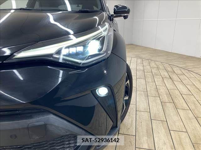 Toyota C-HR 2019-12 357849-19