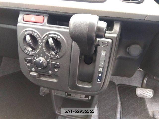 Mazda CAROL 2019-06 338459-10