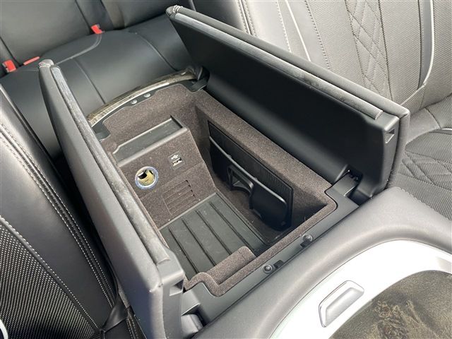 Bmw 7 SERIES 2018-06 5854-28