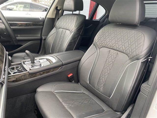 Bmw 7 SERIES 2018-06 5854-16