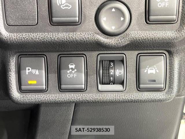 Nissan NOTE 2019-04 305491-6