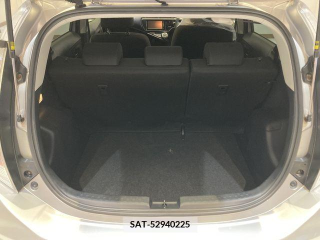 Toyota AQUA 2015-02 248255-9