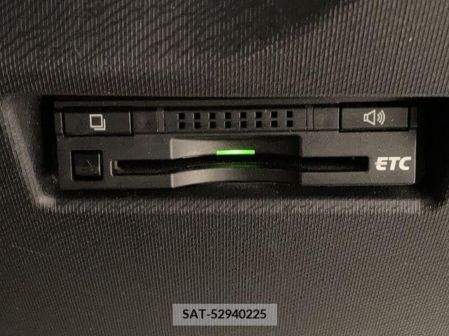 Toyota AQUA 2015-02 248255-21