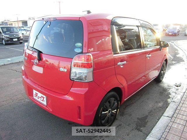 Toyota SPADE 2014-08 226090-8
