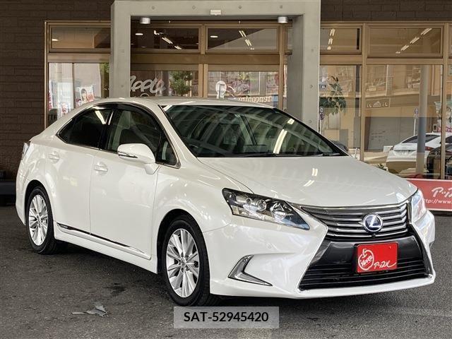 Lexus HS 2013-08 387693-1