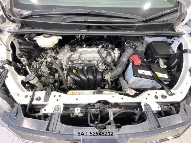 Toyota NOAH 2019-12 336322-18