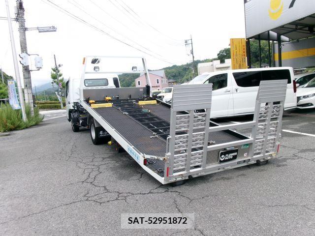 Mitsubishi CANTER 2021-06 302619-14
