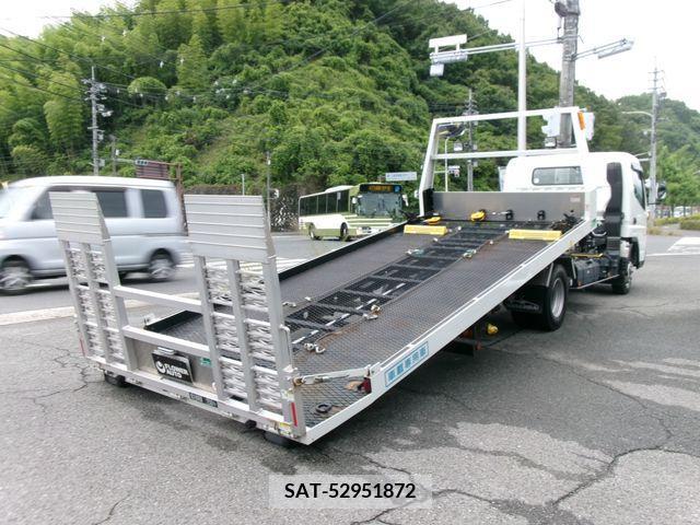 Mitsubishi CANTER 2021-06 302619-12