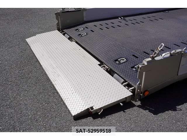 Mitsubishi CANTER 2019-05 294460-19